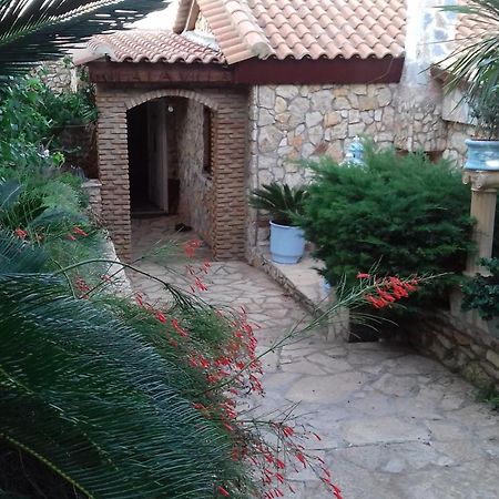 Mila La Villa Kástro Tornéze Екстериор снимка
