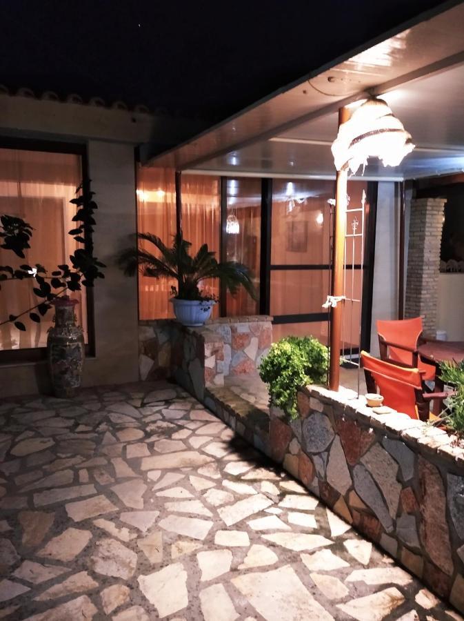 Mila La Villa Kástro Tornéze Екстериор снимка