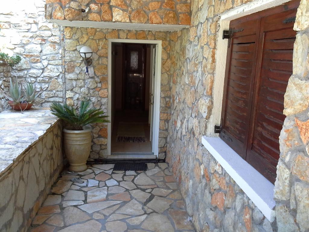 Mila La Villa Kástro Tornéze Екстериор снимка